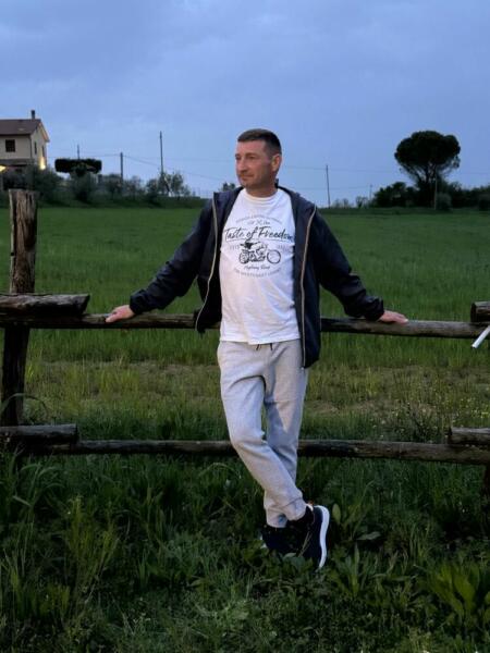 Photo of Олег. Dating with men and guys from Leżajsk