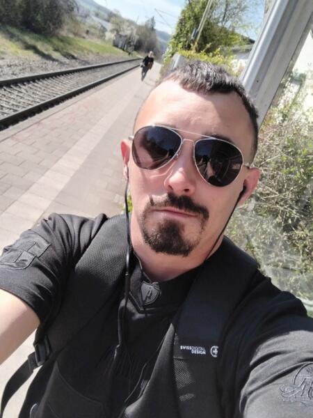 Фото пользователя Artur. Знакомства с мужчинами, парнями из города Славянск